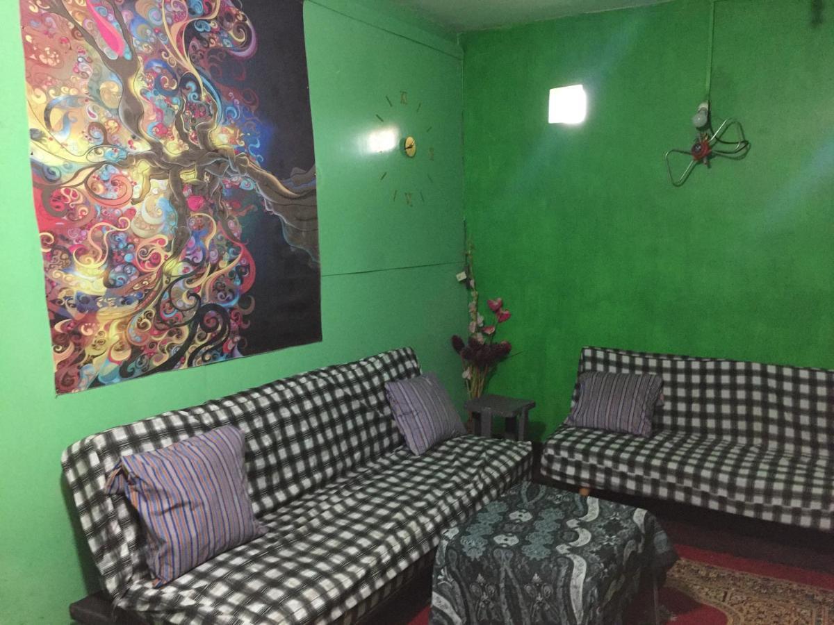 Chandrasobana نوفارا إيلِيا المظهر الخارجي الصورة